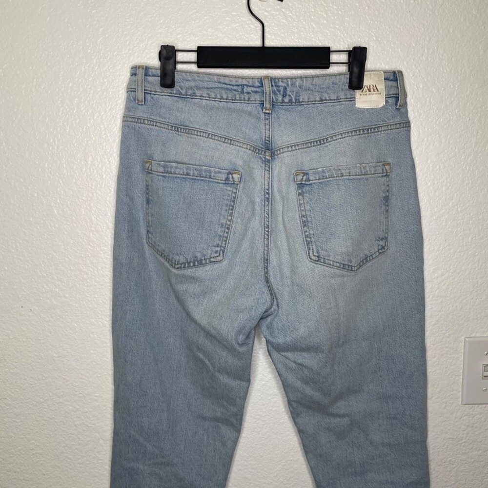 Zara High Rise Distressed Straight Leg Jeans Light Wash Raw Hem Size 8 MEX 30 - Picture 12 of 14